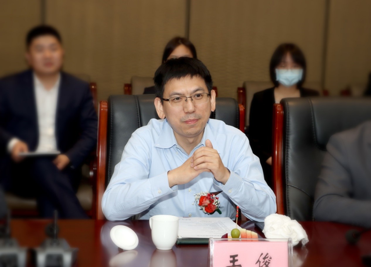 建業(yè)新生活董事長王俊發(fā)言.jpg